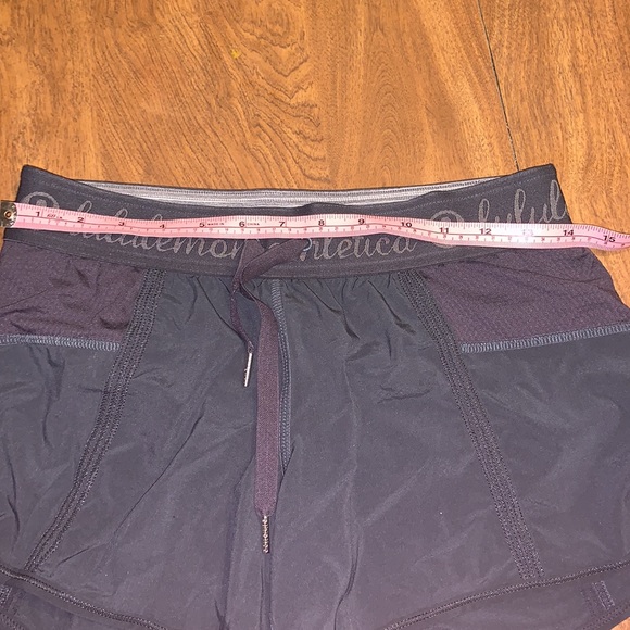 Lululemon Athletica Shorts - Picture 5 of 8